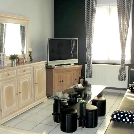 Apartament Rue Xhovemont *